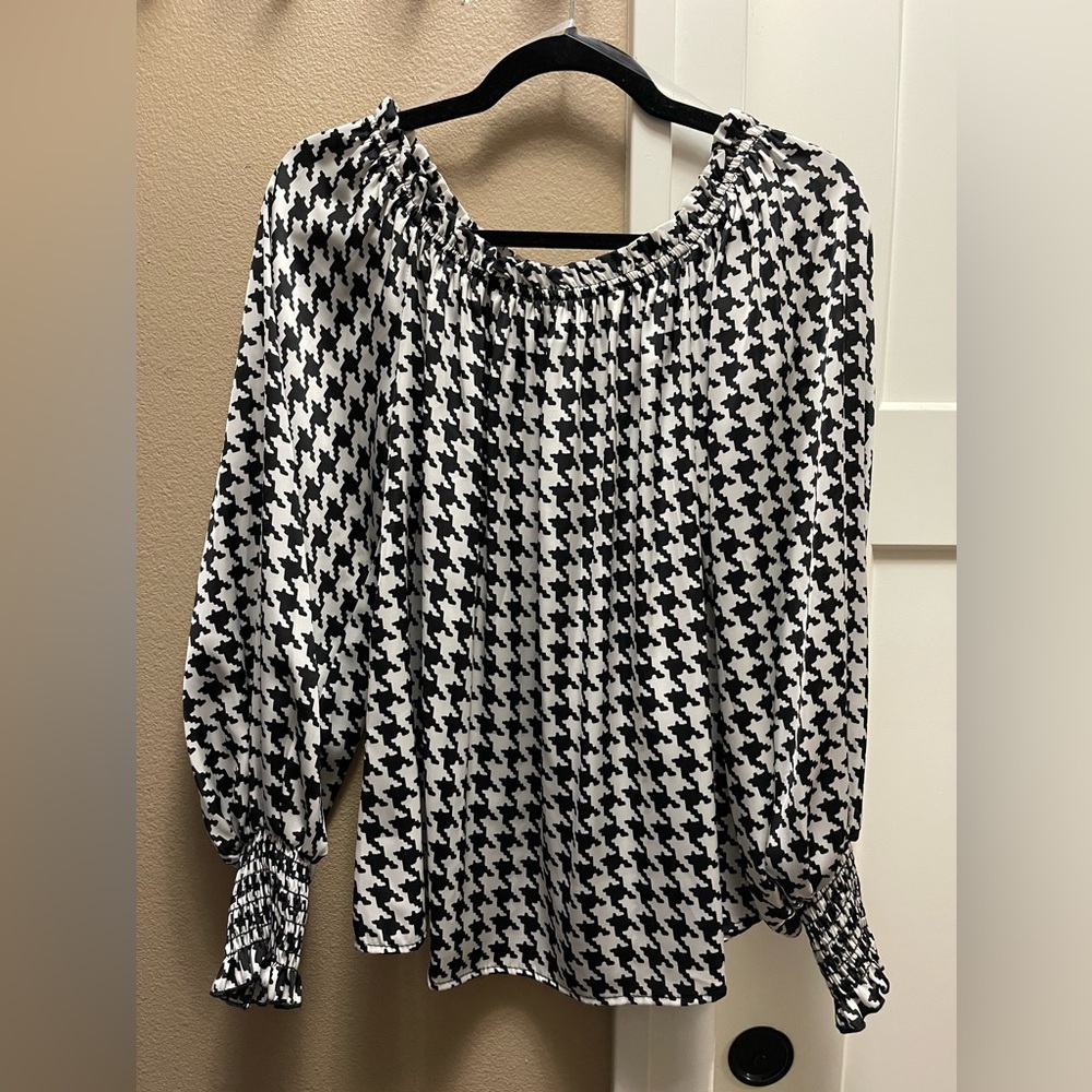Houndstooth Top